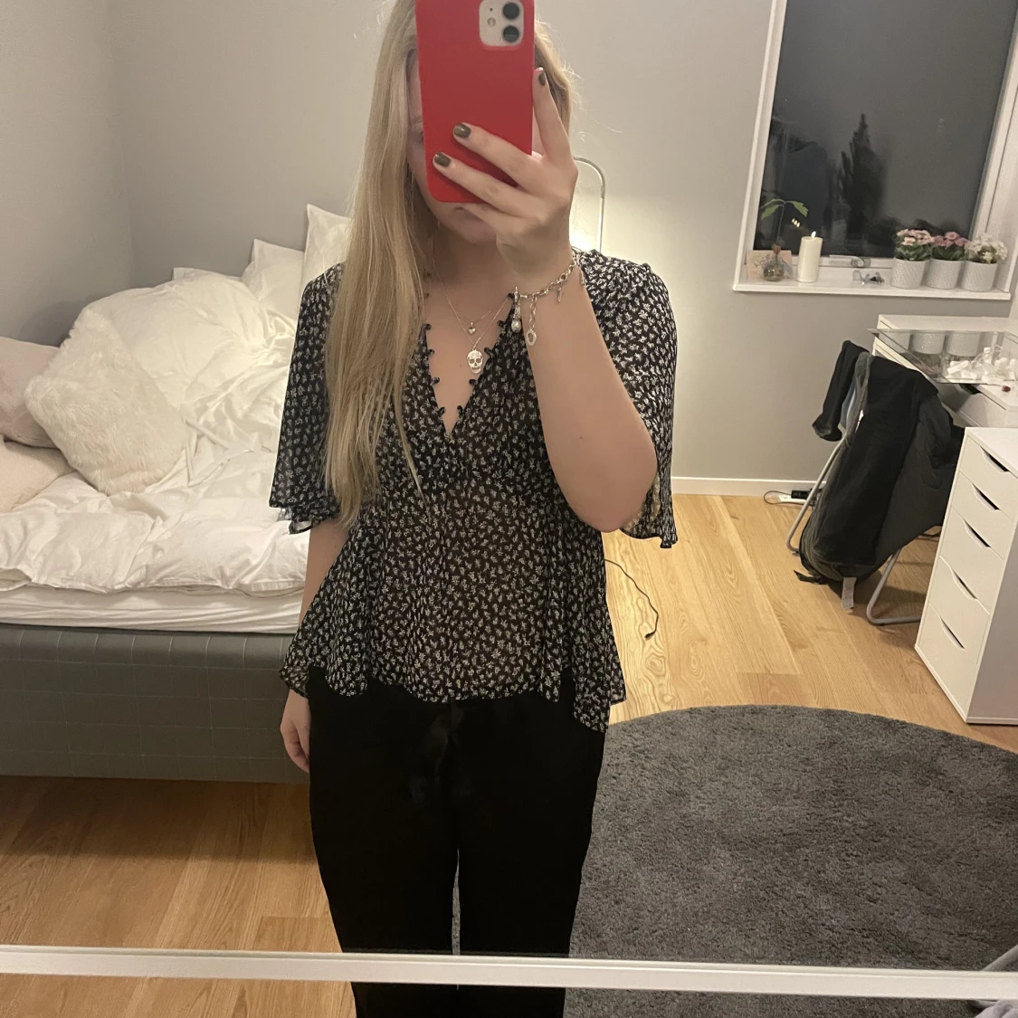 Genomskinlig blus - 90