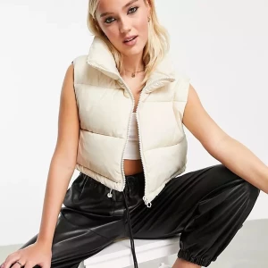 Väst  - Väst med prislapp kvar 