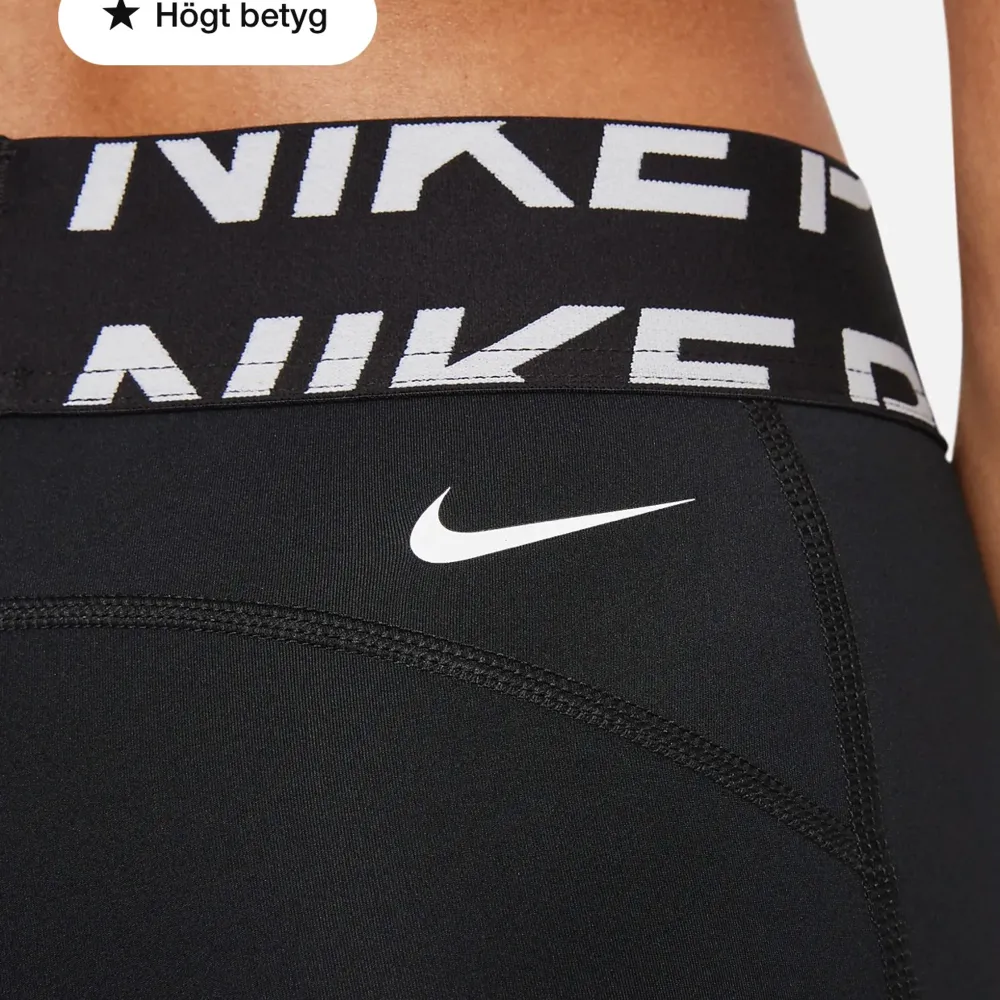 Nike tights i nytt skick🤩. Övrigt.