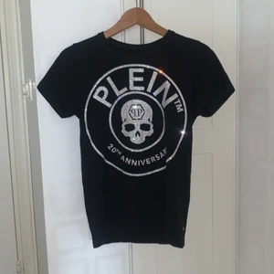 Philipp plein t-shirt - En philipp plein t-shirt i fint skick