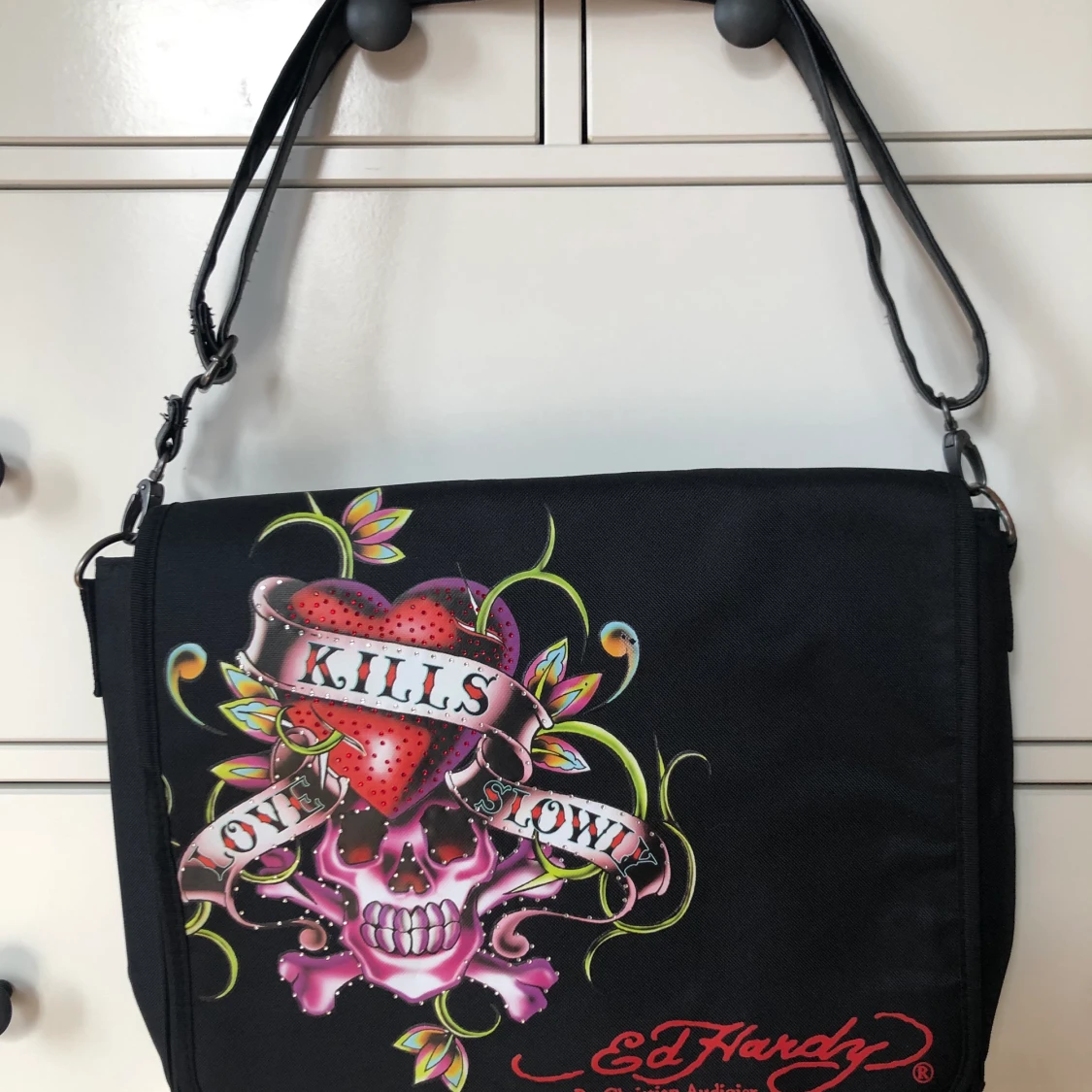 Ed hardy väska