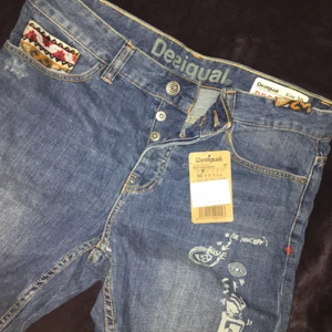Desigual shorts NYA! - Fina Desigual shorts, nya! Storlek: 30. Nypris: 899kr