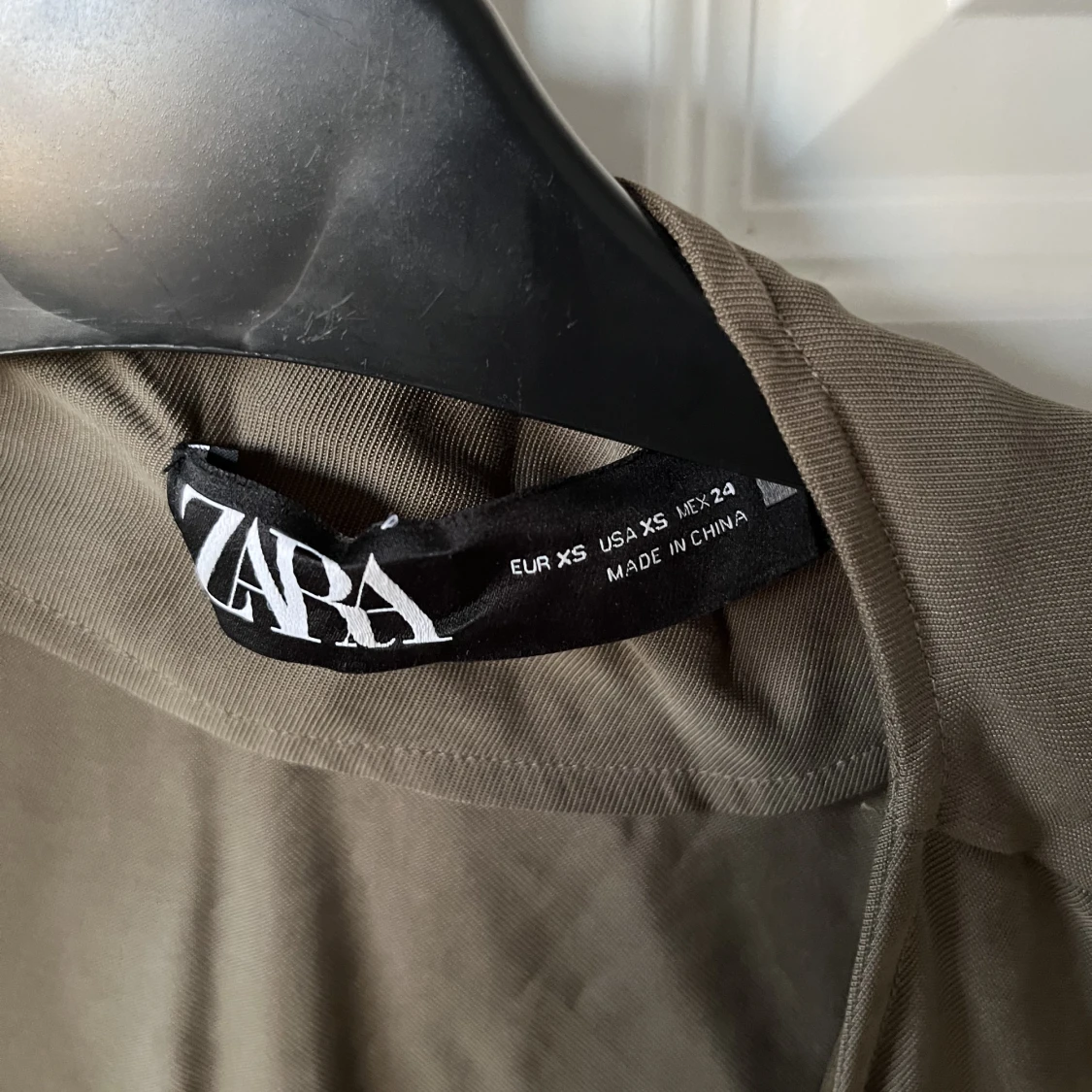 Grön tunn jacka/kofta från Zara - 91