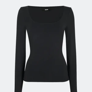 Bikbok tröja  - Säljer denna populära tröja från bikbok!  Helt oanvänd (endast testad) i storlek XS  