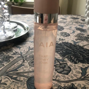 Setting spray - Setting spray från caia 