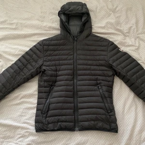 Colmar dunjacka - Strl 48 (S)  9/10 skick