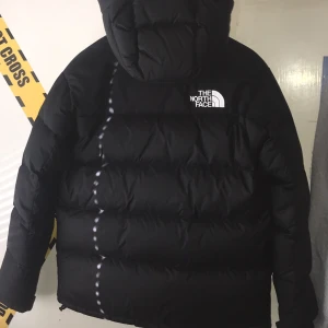 North Face Hmlyn Down Parka - Used 7 times