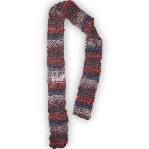 Mysig mångfärgad, handstickad skinnyscarf 🧣 🍂 Längd: 145 cm Bredd: 8cm ⭐️