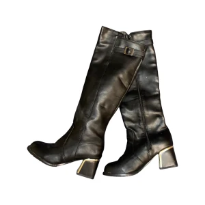 Stövlar med klack - Underknee klackar, Sparsamt använda❤️