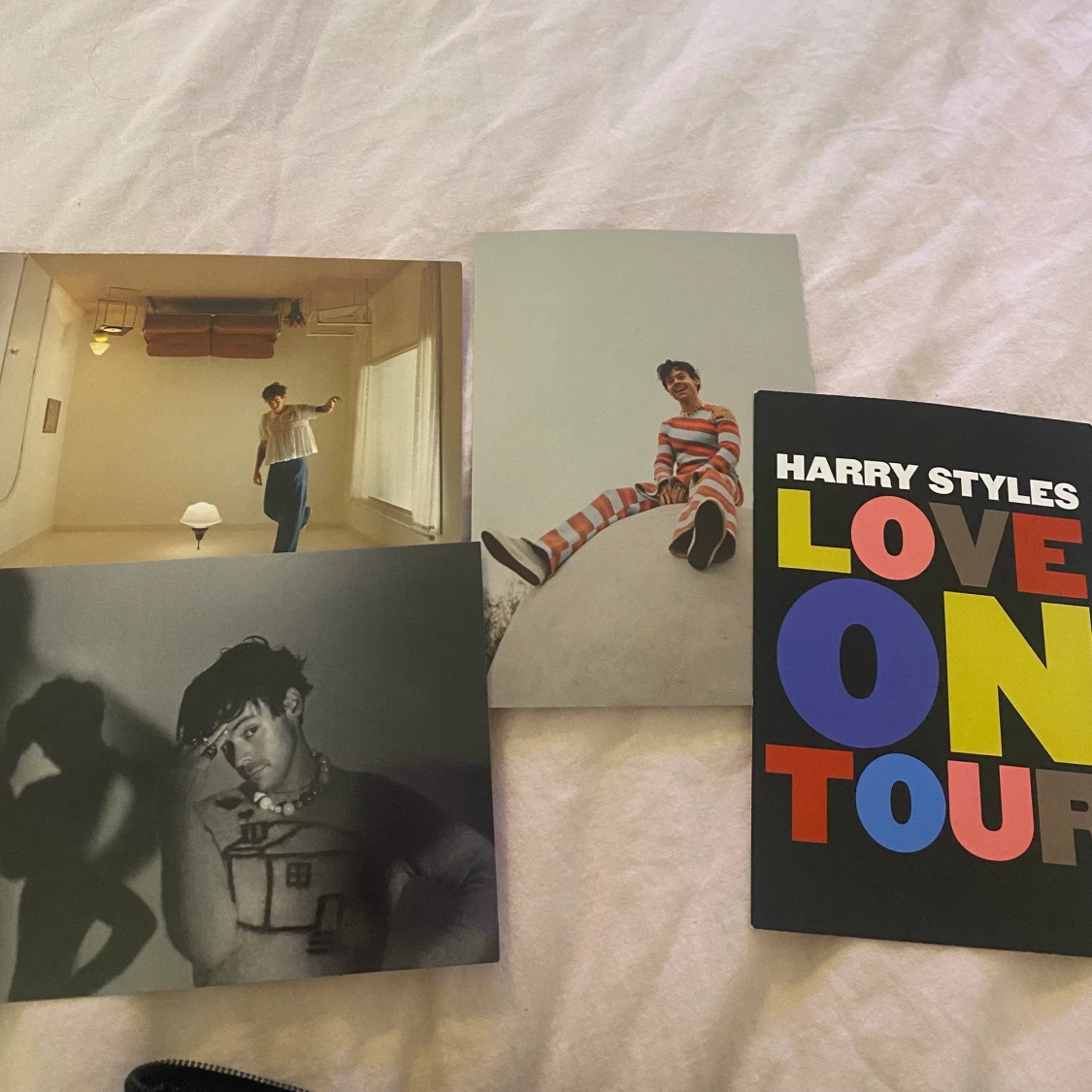 LOVE ON TOUR vip merch - 91