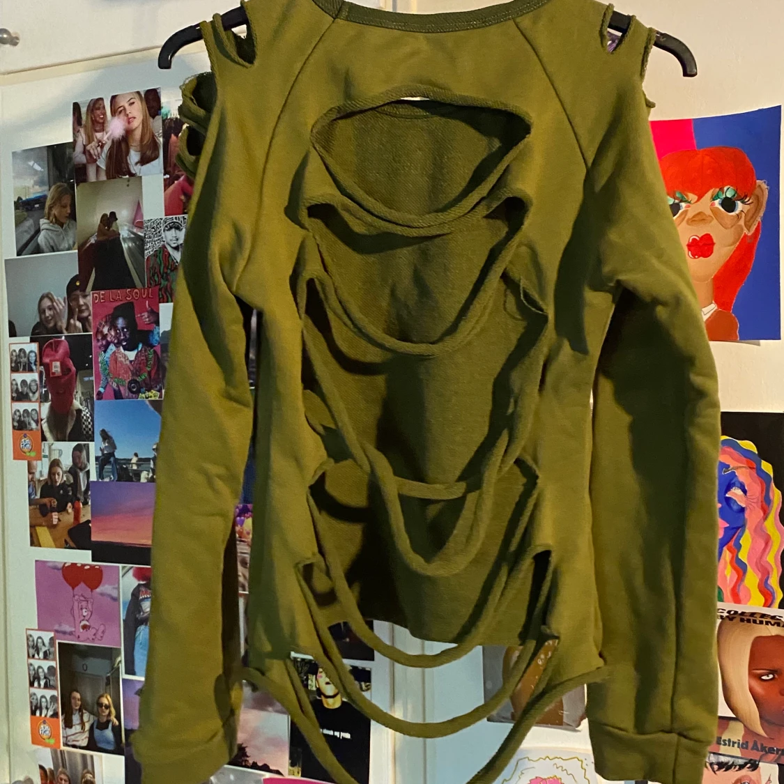 Långärmad grön tröja  - 90