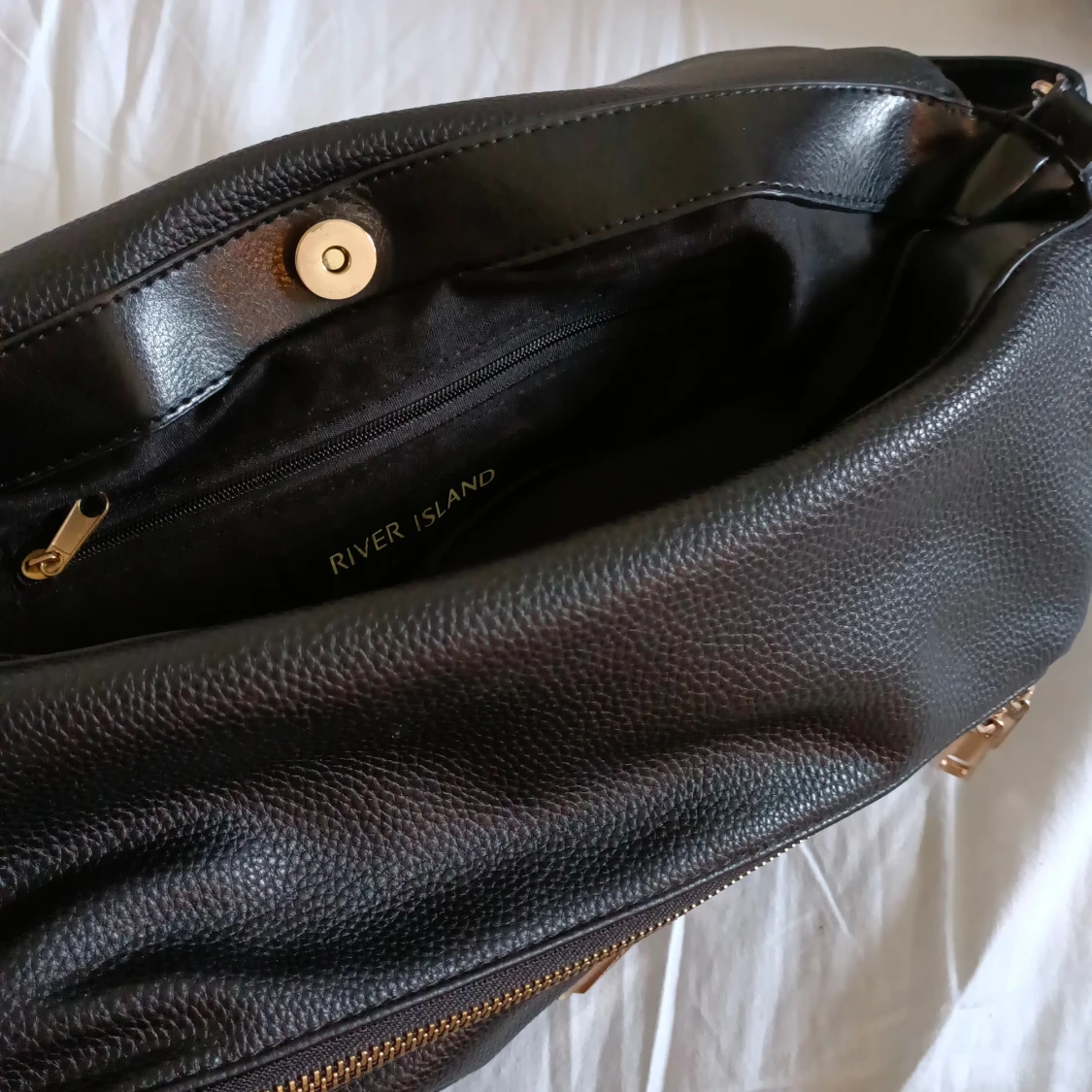 River Island handväska - 90