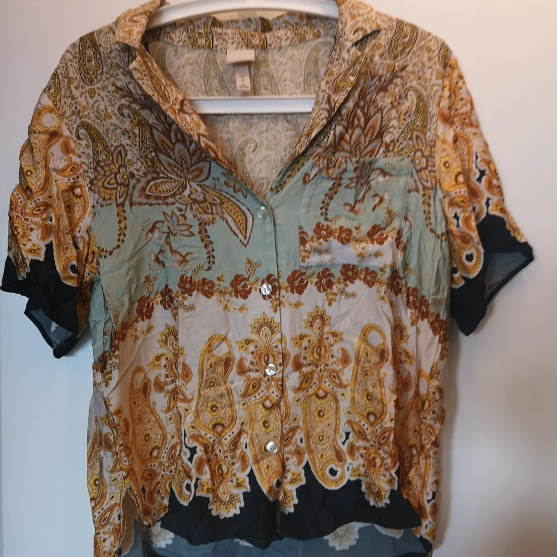 Skjorta i paisley tryck