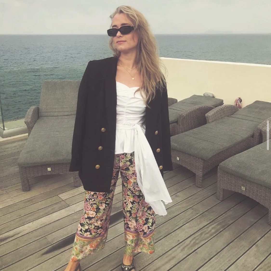 Zara byxor satin strl small