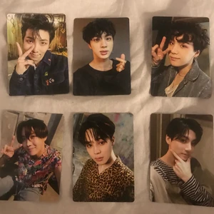 Bts photocards - Säljer mina armybomb version 3 photocards.  30kr / styck + frakt 14kr. Eller köp alla för 150kr + frakt.