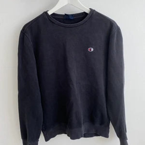 Champion sweatshirt  - Super skönt champion sweatshirt. Köparen står för frakt🥰