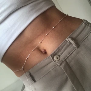 Body chain sterling silver  - Egentillverkad body chain i sterling silver. Totalt 114cm lång så storleken är väldigt anpassningsbar för att passa så många som möjligt. 