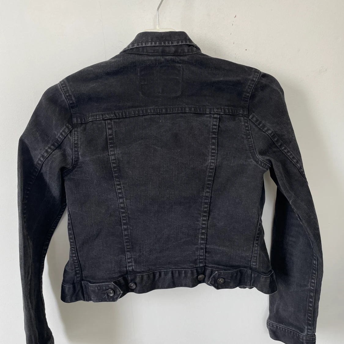 Svart jeansjacka  - 90