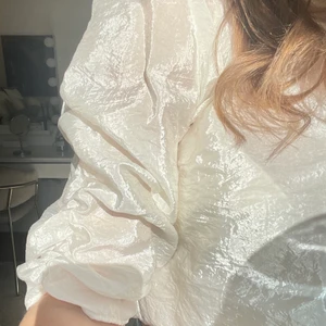 Topp  - Söt blus/topp ifrån zara som aldrig endast är testad. 