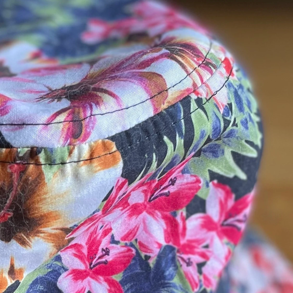 Blommig fiskehatt - 91