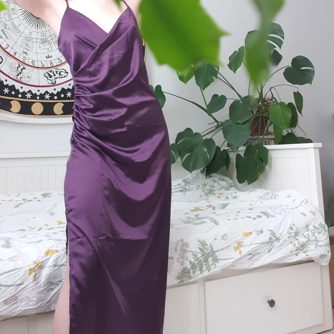 Lila satin klänning S - 91