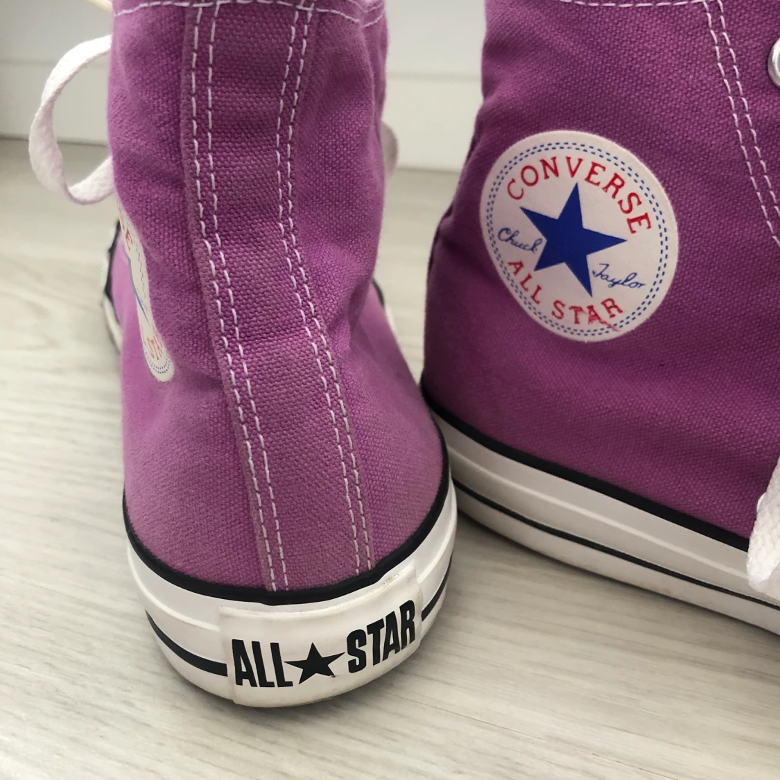 Lila converse  - 91
