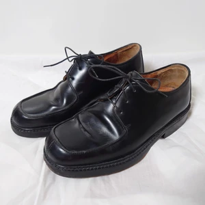 Låga vintageskor - Låga skor i äkta läder med tjock sula🌱