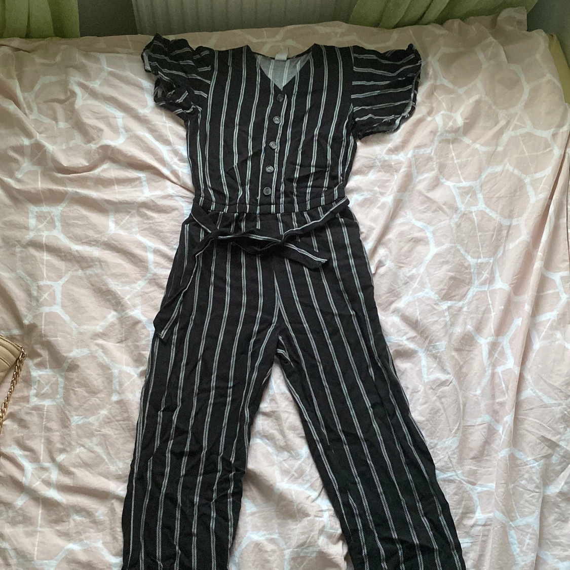 Svart och vit jumpsuit
