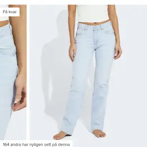 Raka jeans använda 1 gång, köpte fel storlek. Storlek 25/32. 