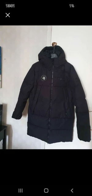 Sail Racing jacka - XL . Ny . Fryser aldrig . Butikspris 7000 ( antarctica) 