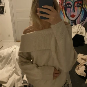 tröja - Helt ny tröja, storlek S