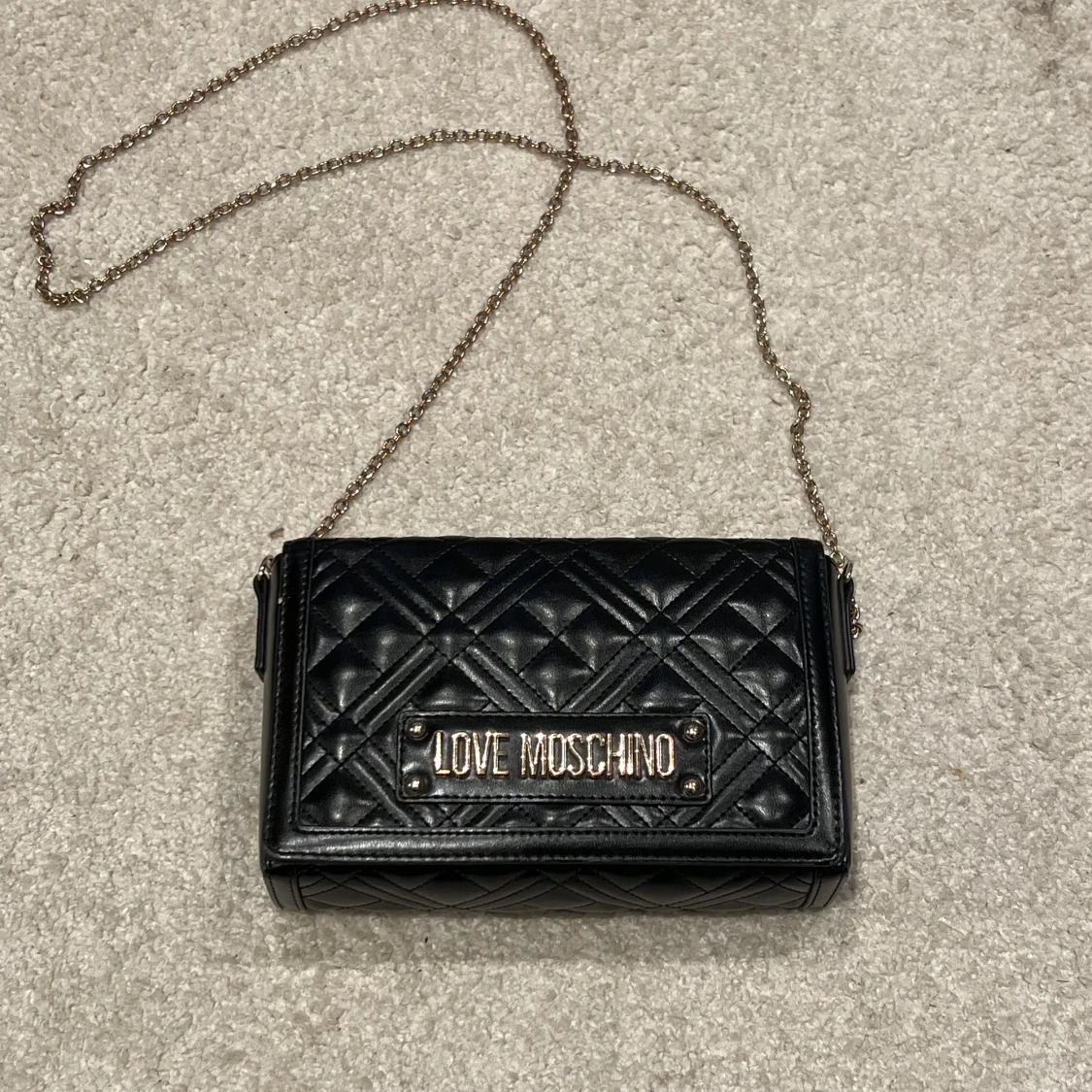 Love moschino väska  - 90