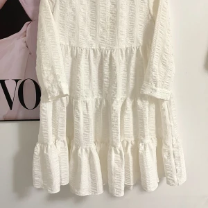 Klänning från Zara - Så fin klänning från Zara i XS💕hör av vid frågor 