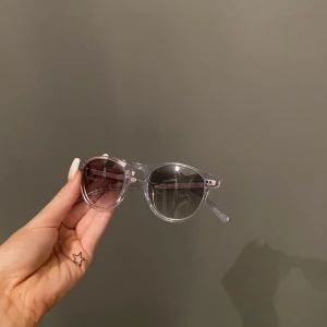 Chimi solglasögon  - Ett par äkta men rätt så använda chimis! 