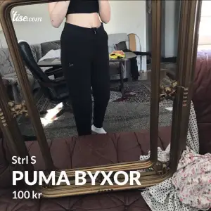 Säljer jätte sköna mjukis byxor från Puma som jag köpt för ungefär ett år men knappt använt. (FRAKT DISKUTERAS)