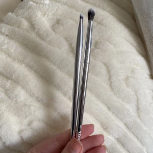 Borstar - Säljer dessa två nya borstar! 85kr/st med frakt eller båda för 120kr med frakt!