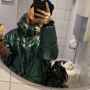 Jacka - Jättevarm vinterjacka ifrån Zara! 