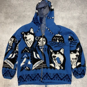 Vintage retro tröja/hoodie - Retro vintage tjocktröja/hoodie/sweater i riktigt go material. I väldigt bra skick !!  Storlek L/40 ( passar perfekt som oversized tröja . 