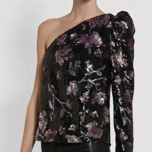 Beautiful top from Self Portrait perfect for holidays party. Never worn with tags and shopping box