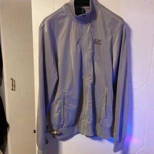 Armani wct - Armani aldrig använd. Nypris 900kr
