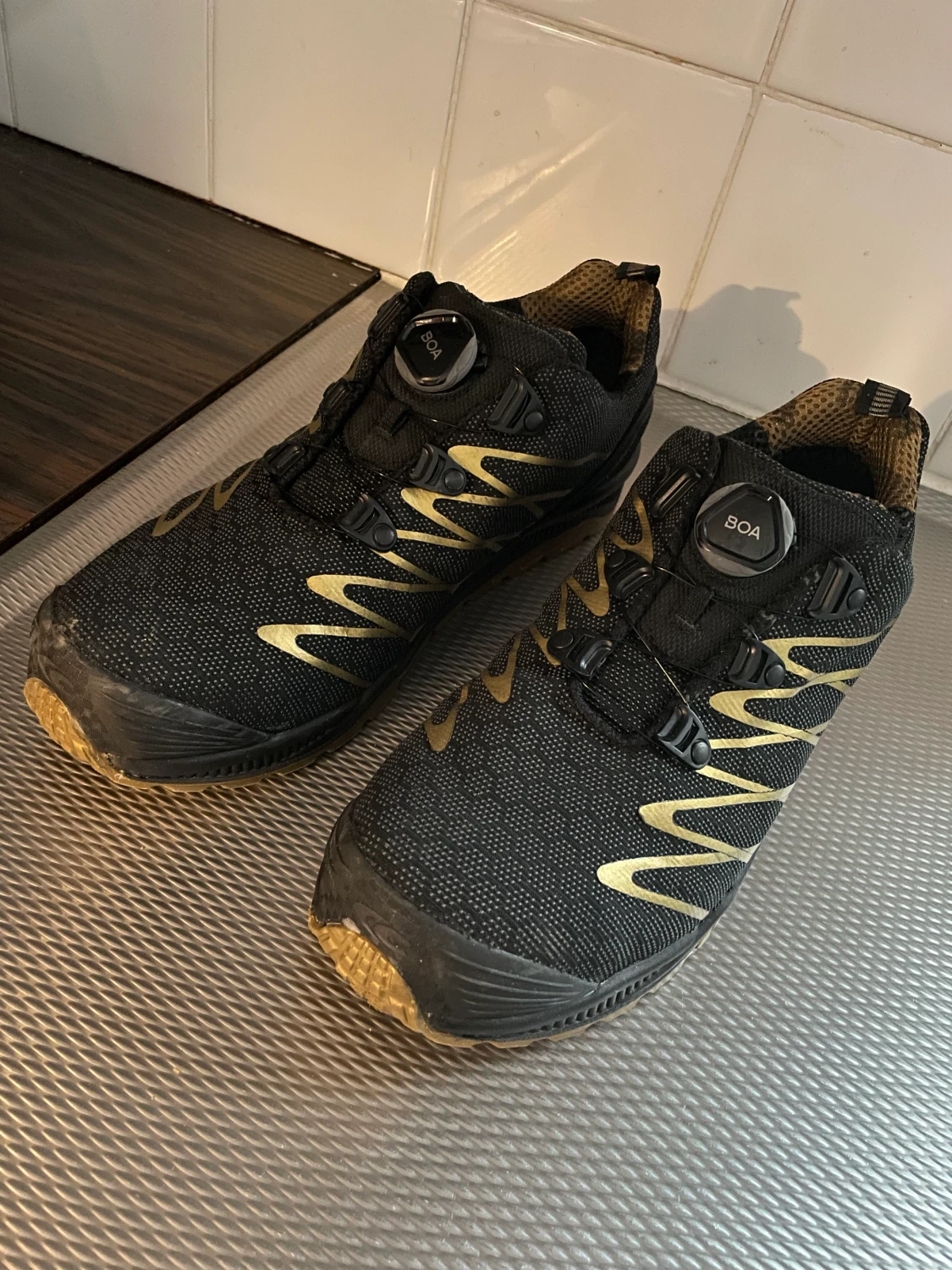 Cofra Charger skyddsskor S3, Svart/Guld