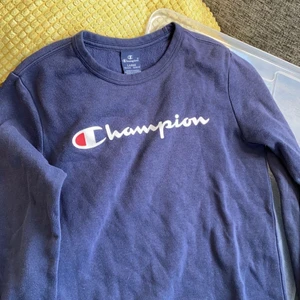 Hoddie  - Blå Champion hoddie i storlek xs