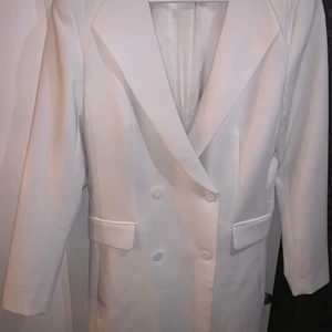 Kavajklänning HM strl 42 - Bara använd en gång