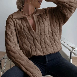 Tröja - Mysig & superfin tröja men var tyvärr lite för stor för mig. Tröjan är i S men vill påstå M.