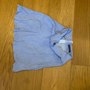 Brandy Melville kjol - Söt kort brandy melville kjol. One size.