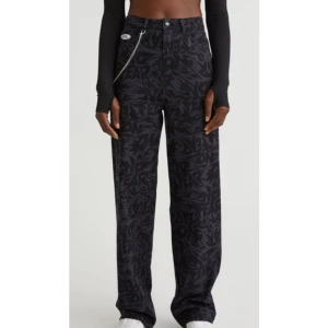 No Fear Jeans - Säljer dessa helt nya No Fear Jeans från HM i storlek 38, lapparna sitter kvar❤️