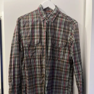 Ralph Lauren skjorta, slim fit, medium - Ralph Lauren skjorta i mycket fint skick🌻 Slim fit, medium👔