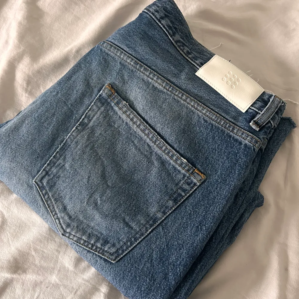 Nästintill helt nya Taktil jeans som jag använt några gånger! Otroligt fint skick o bra kvalitet   36/32 - Sitter som 36/31-30. Jeans & Byxor.