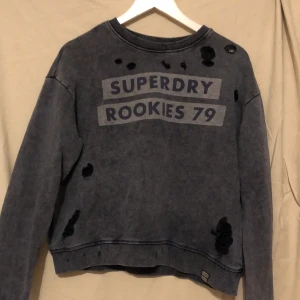 Sweatshirt Superdry  - Vintage kort sweatshirt från Superdry 