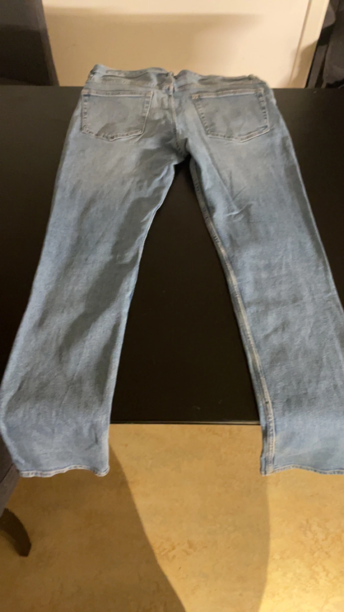 Blå jeans från H&M - 90